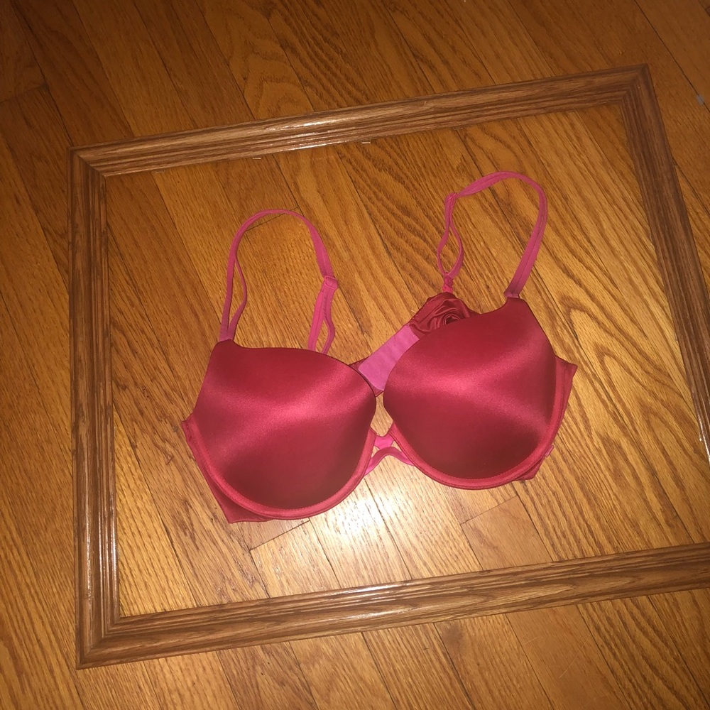 VS Very Sexy🚨 padded Demi push-up bra🚨 36D GUC